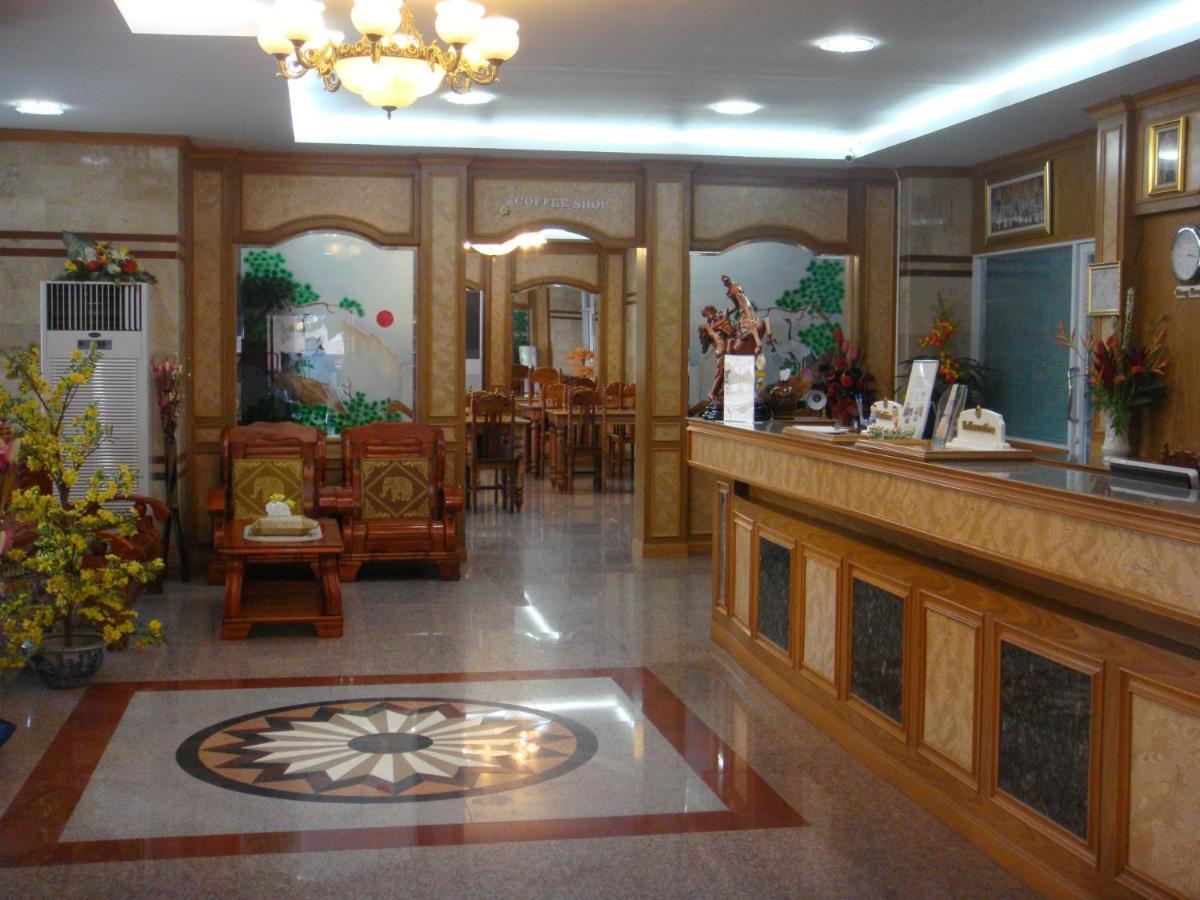 Submukda Phoomplace Hotel Mukdahan Exterior foto